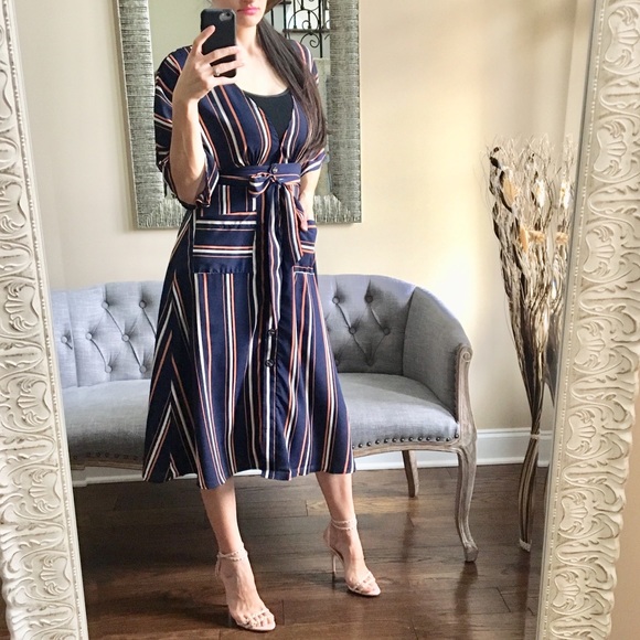 ✨NEW✨LAST 3✨Striped Midi Dress - Picture 4 of 4